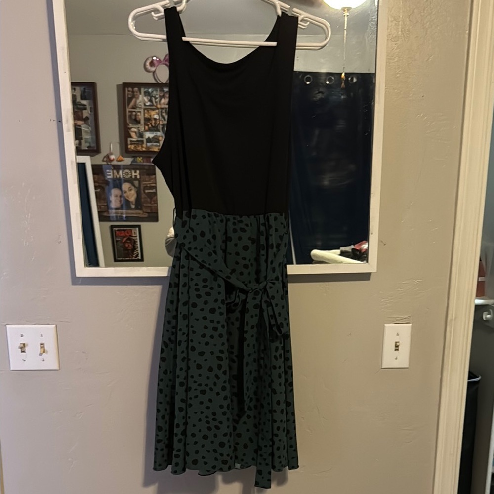 SHEIN Black and Green One Shoulder Fit and Flare Dress